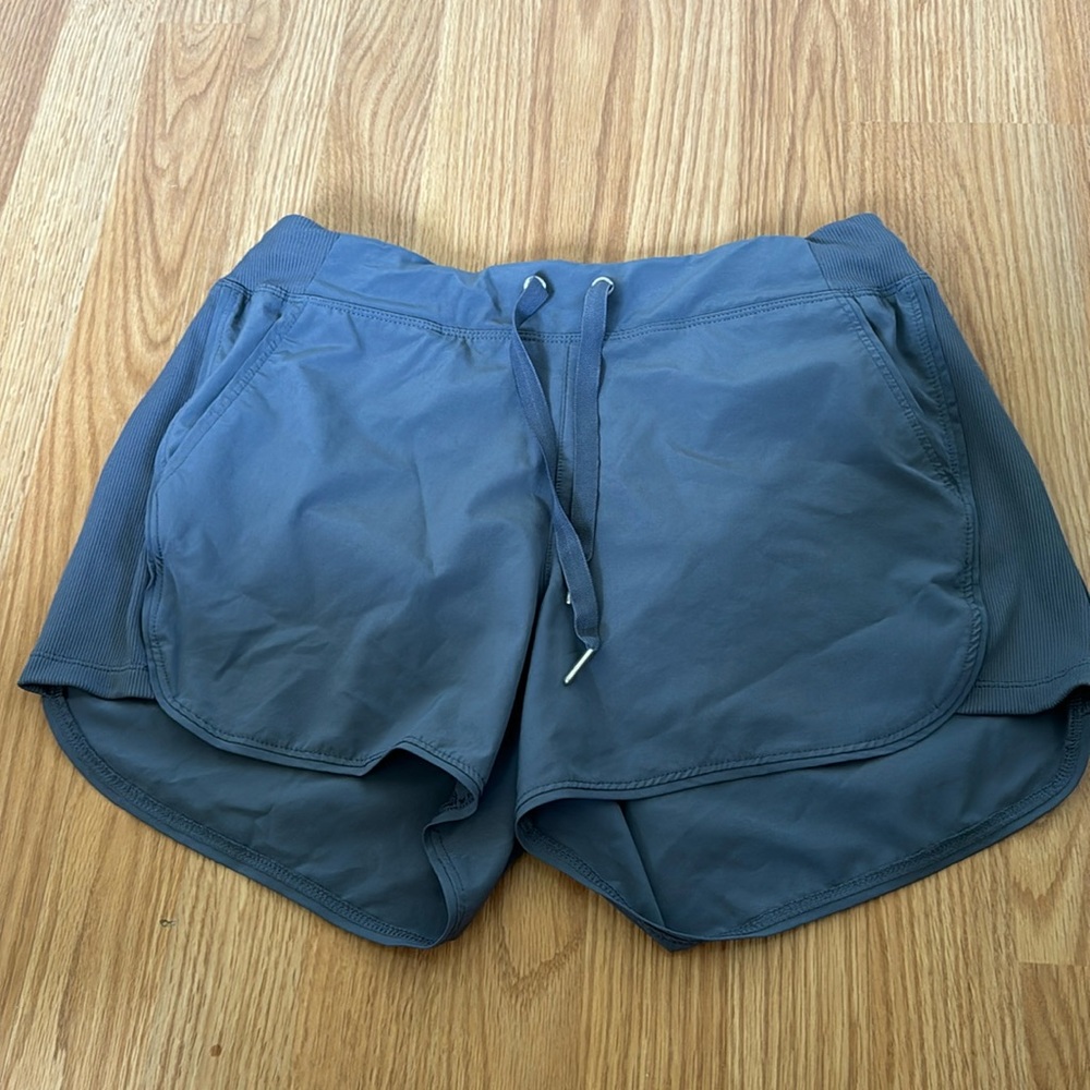 Calvin Klein Shorts ✨4/30$✨